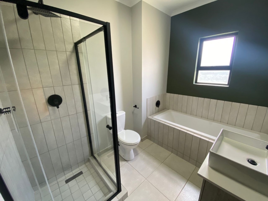 3 Bedroom Property for Sale in Waterval East North West